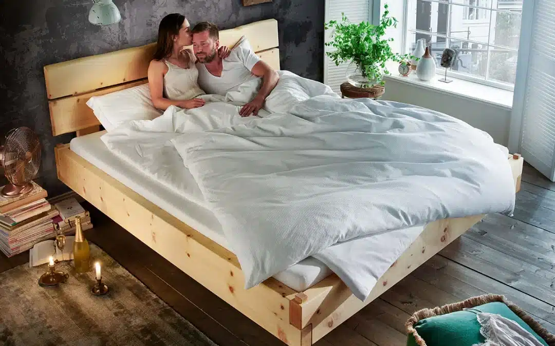 Massivholzbett aus Zirbe, Nussbaum & Co. – welches Holz passt zu Ihnen?